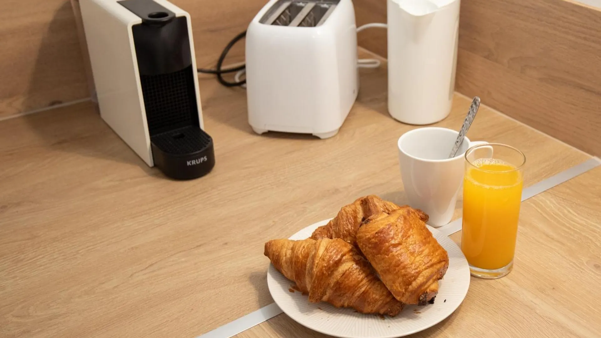 Votre Nid Douillet*Hyper Centre*Netflix/Wifi/Clim Appartement Avignon